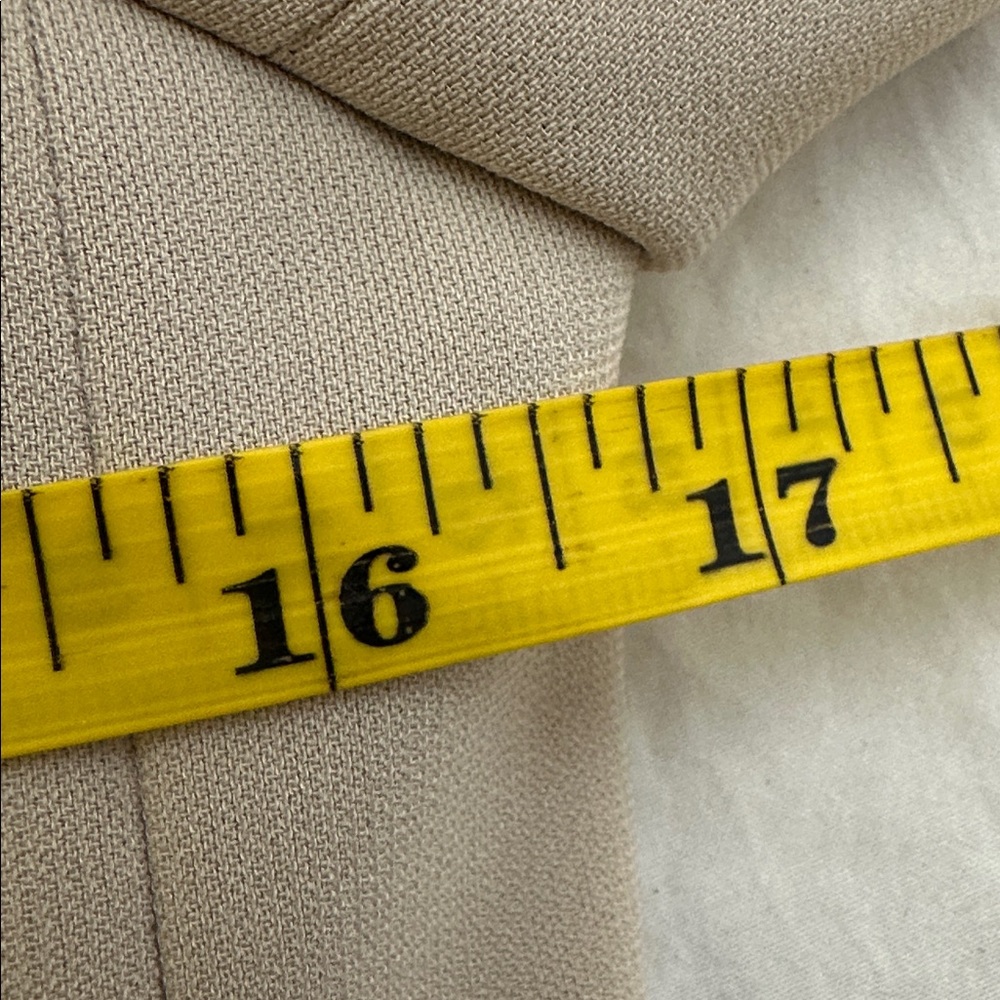 MaxMara Women's Light Tan Blazer - Picture 5 of 9